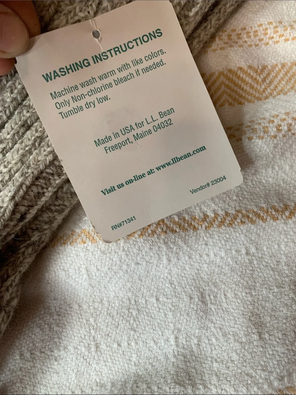 L.L. Bean Wool Stretch Socks Size Large